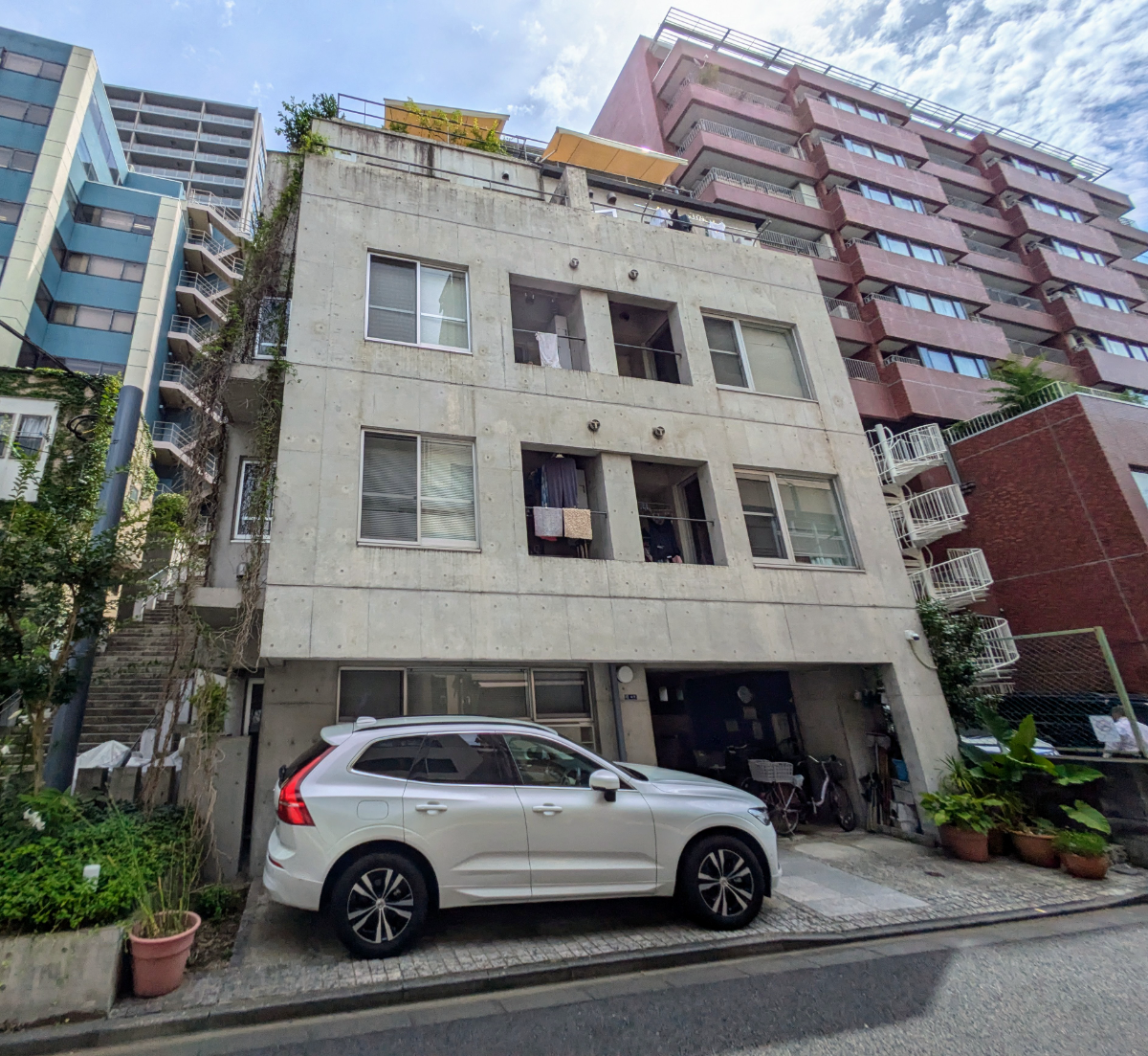 v20240925174106/fresh/building/J00100363094_1