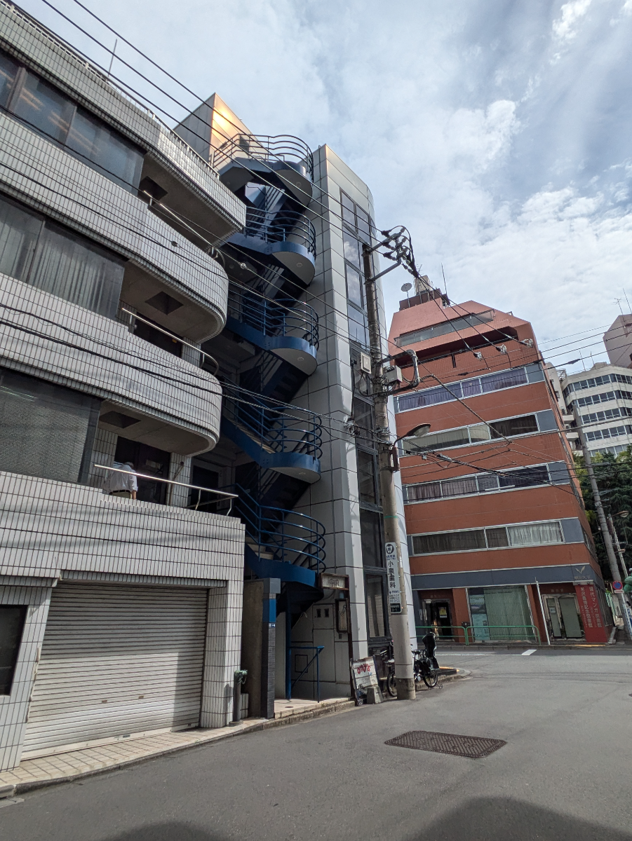 v20240925174106/fresh/building/J00100365180_6