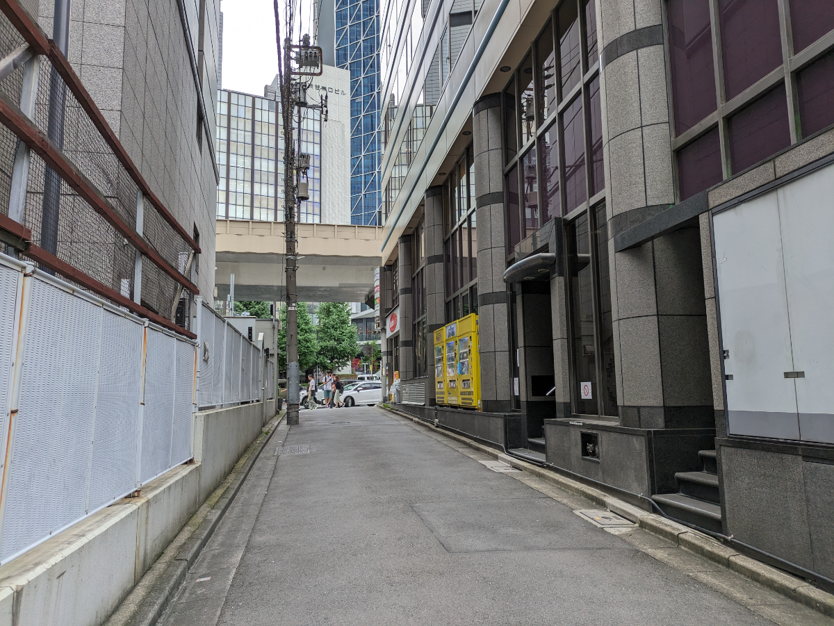 v20240925174106/fresh/building/J00100392021_13