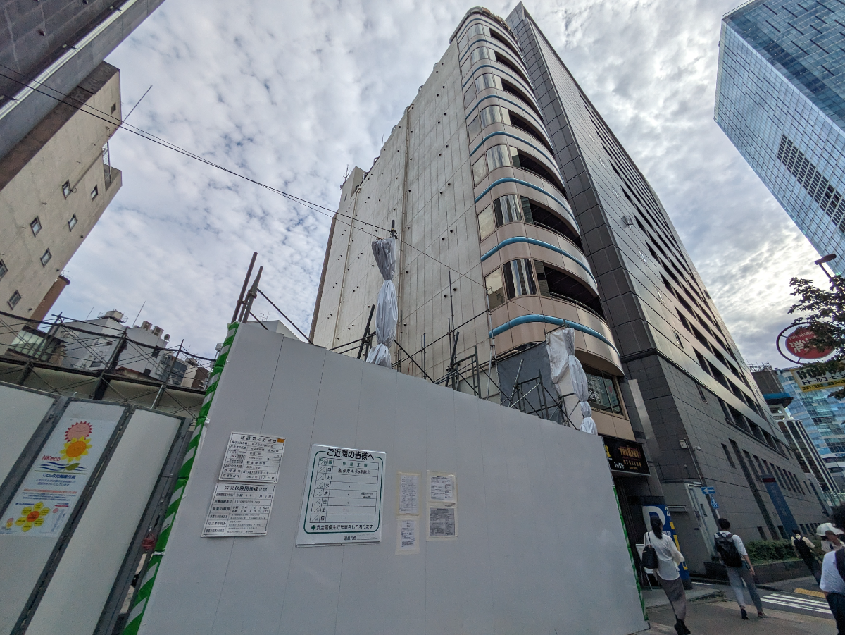 v20240925174106/fresh/building/J00100392021_6