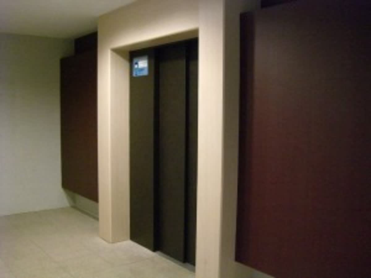 v20240926174059/fresh/building/J00100386992_9