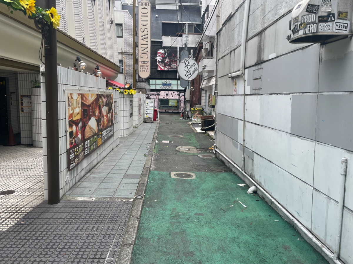 v20241008174054/fresh/building/J00100366873_12