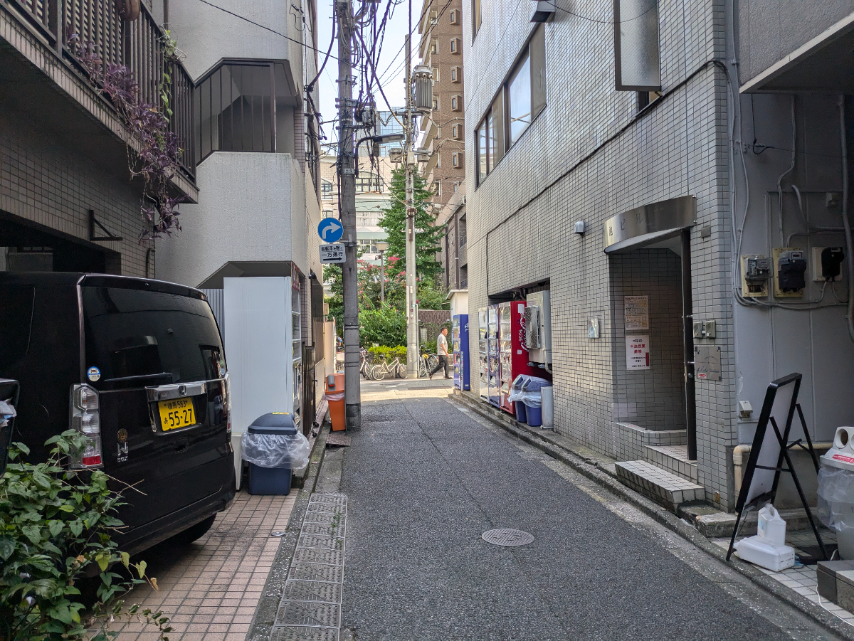 v20241009174102/fresh/building/J00100360605_2