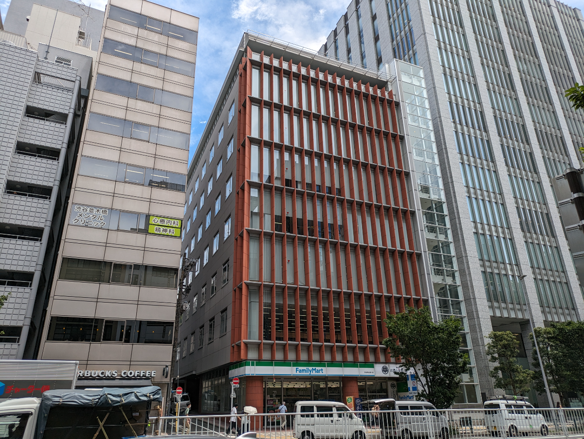 v20241009174102/fresh/building/J00100364308_1