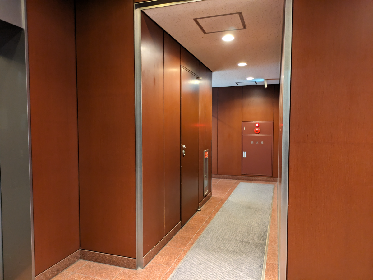v20241009174102/fresh/building/J00100364308_10