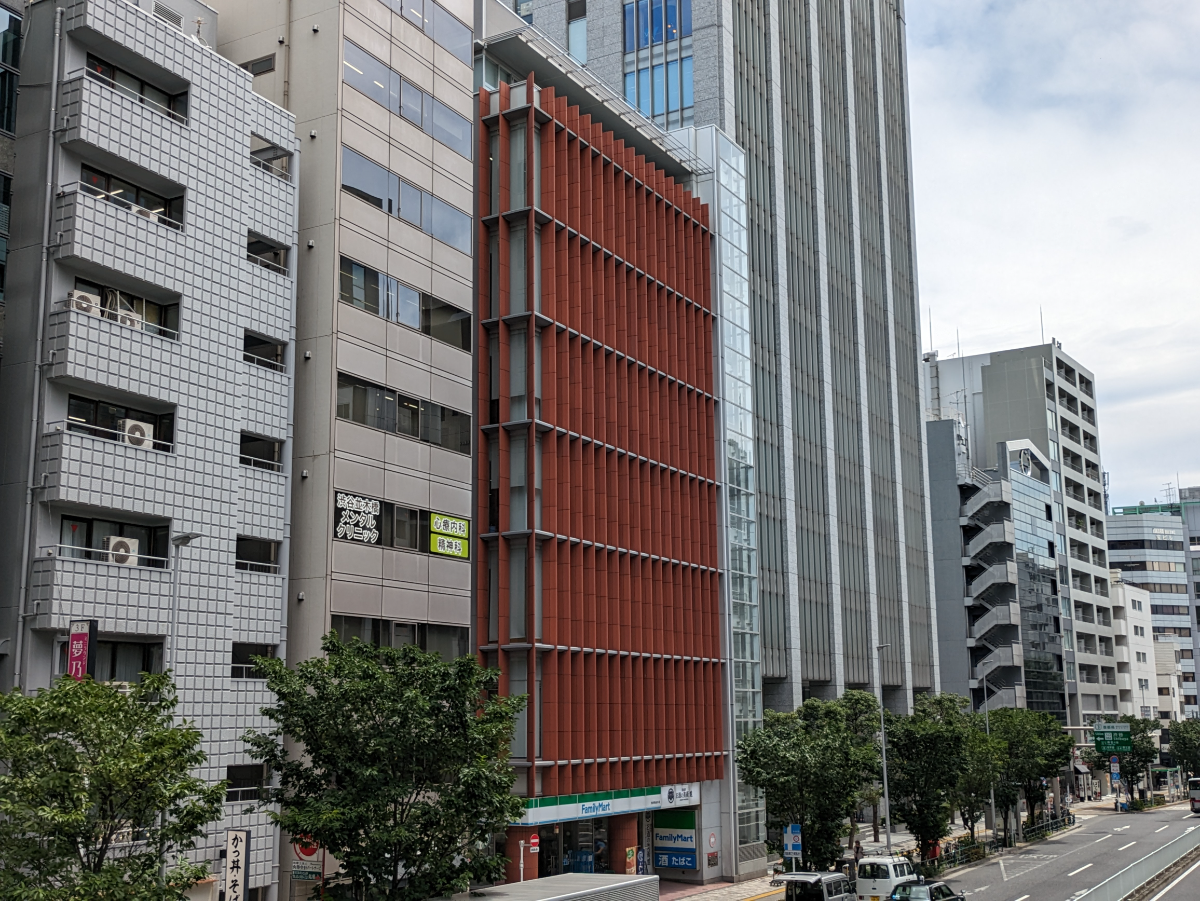 v20241009174102/fresh/building/J00100364308_22