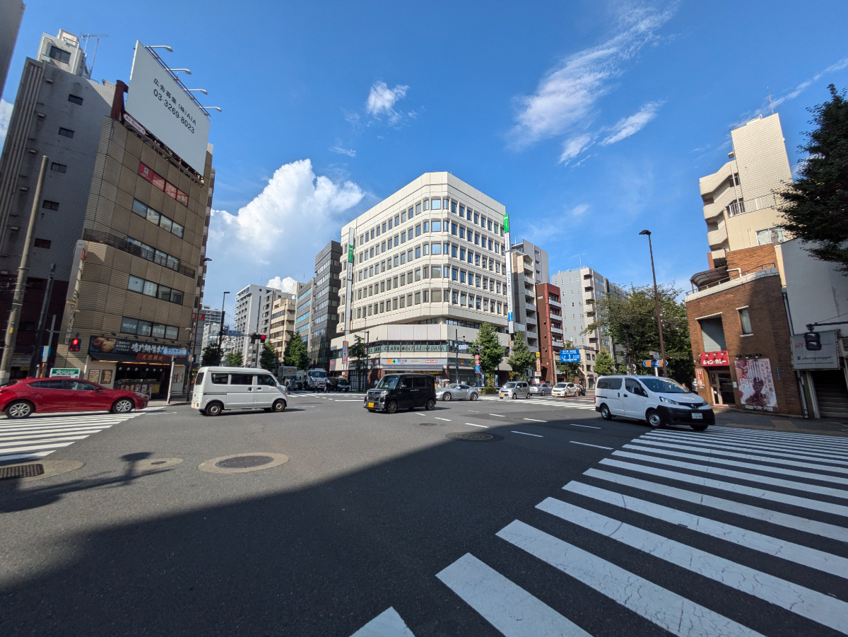 v20241009174102/fresh/building/J00100365369_10