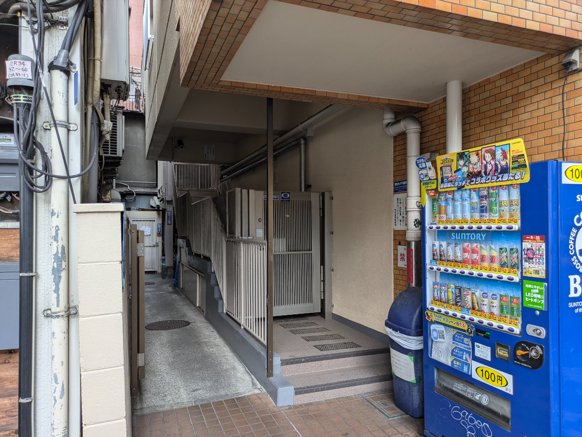 v20241009174102/fresh/building/J00100365369_8