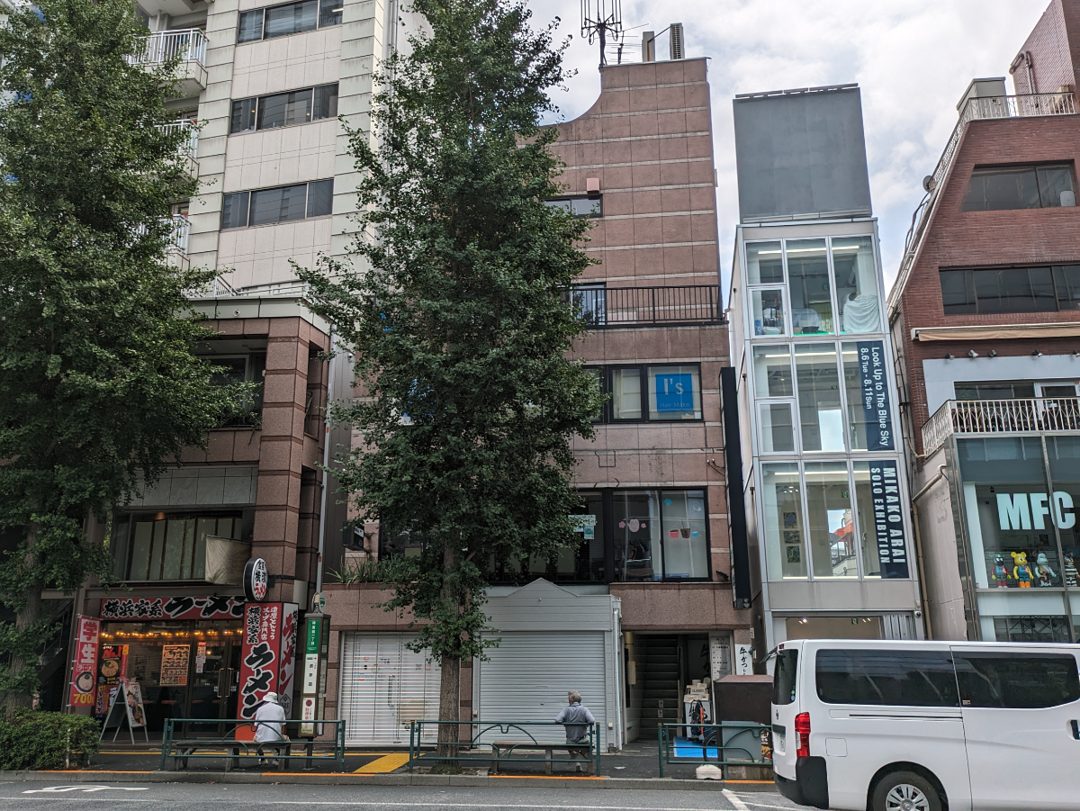 v20241009174102/fresh/building/J00100367812_1