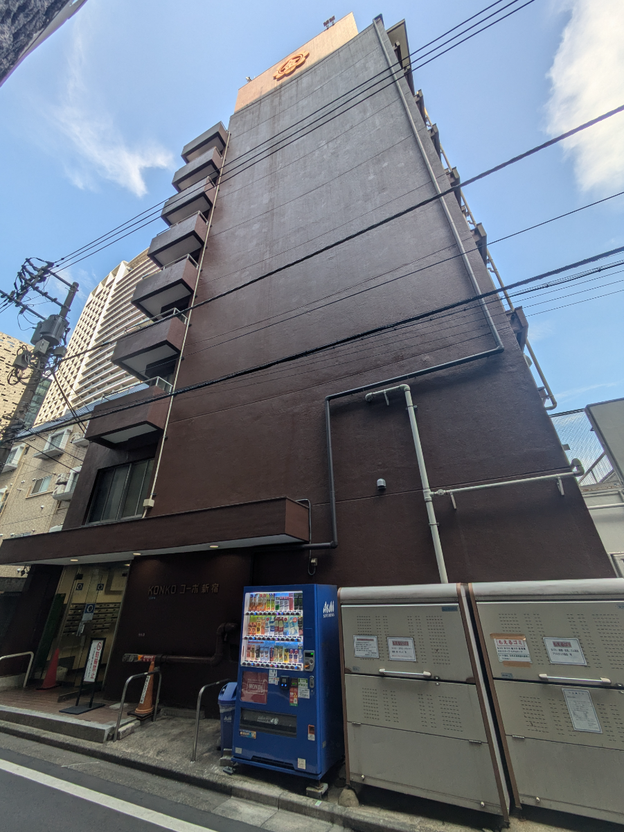 v20241021174107/fresh/building/J00100356850_10