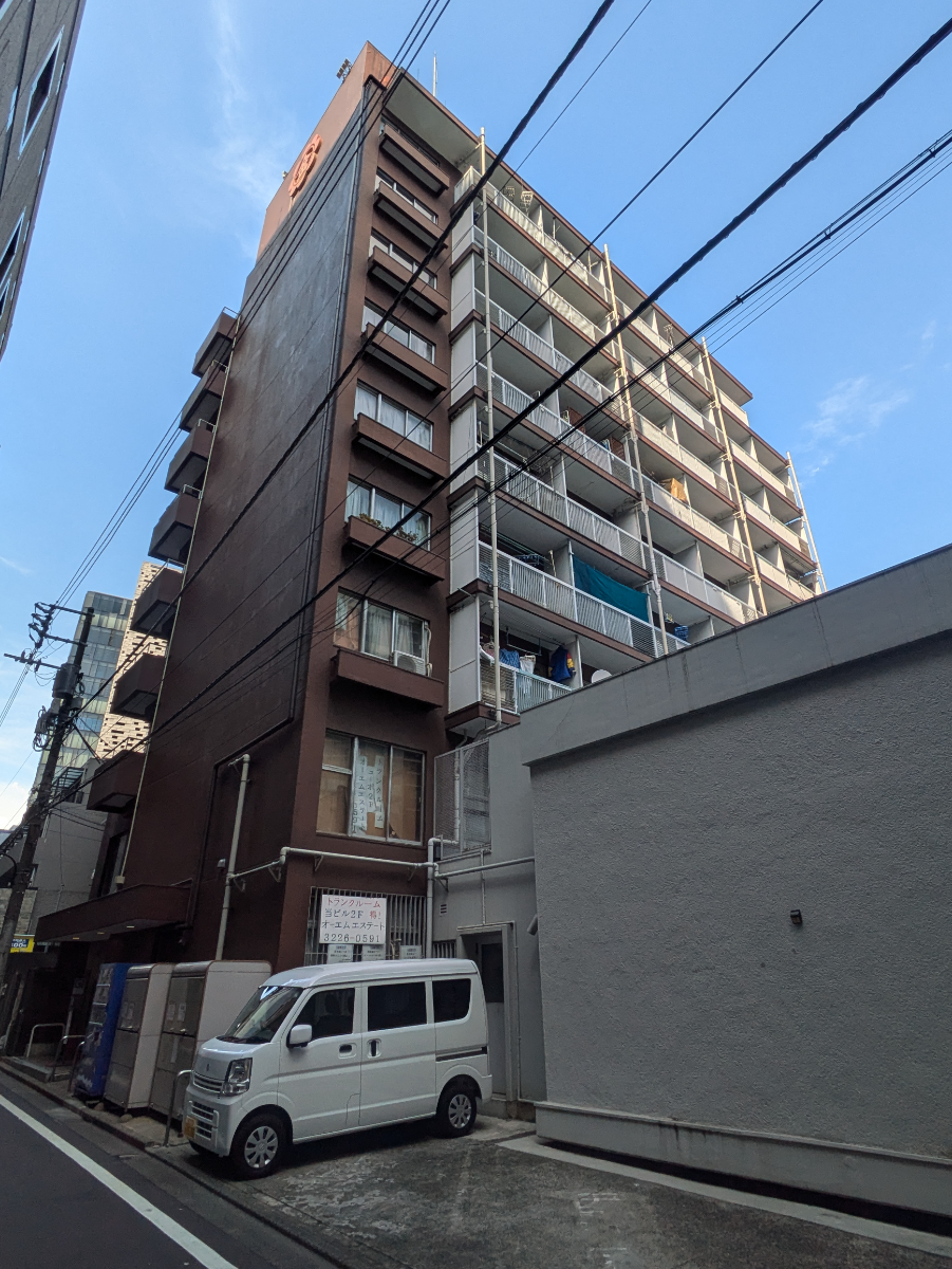 v20241021174107/fresh/building/J00100356850_11