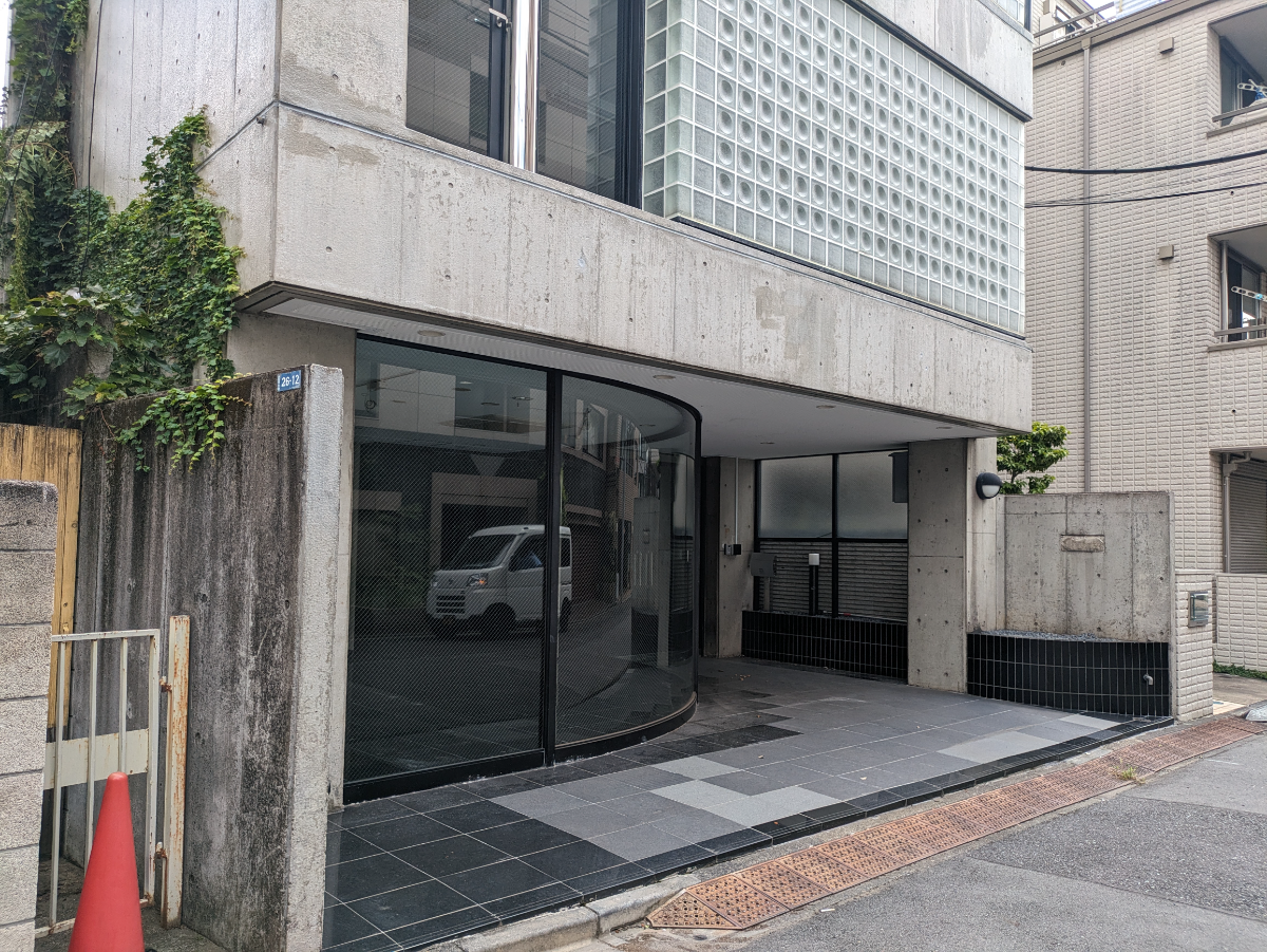 v20241028174052/fresh/building/J00100364082_11