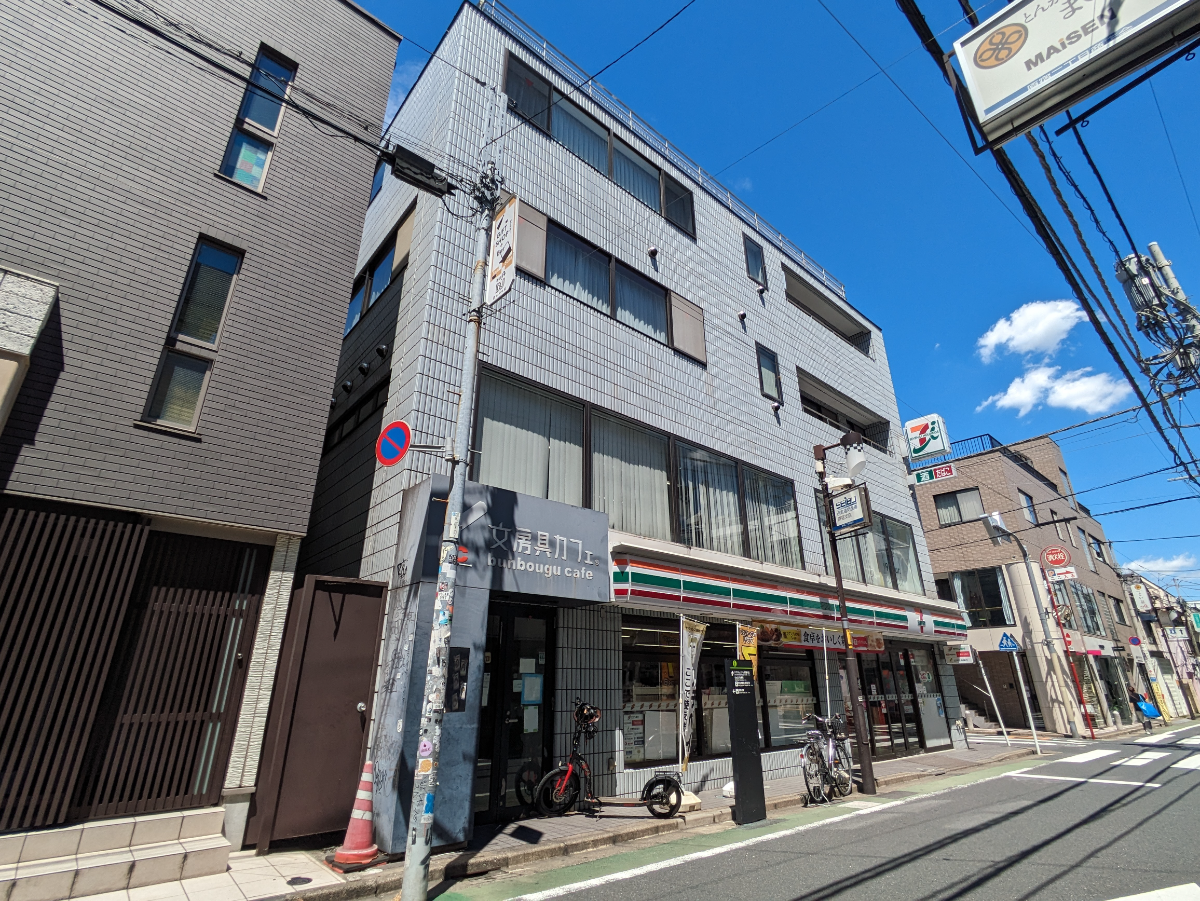 v20241120174114/fresh/building/J00100356576_5
