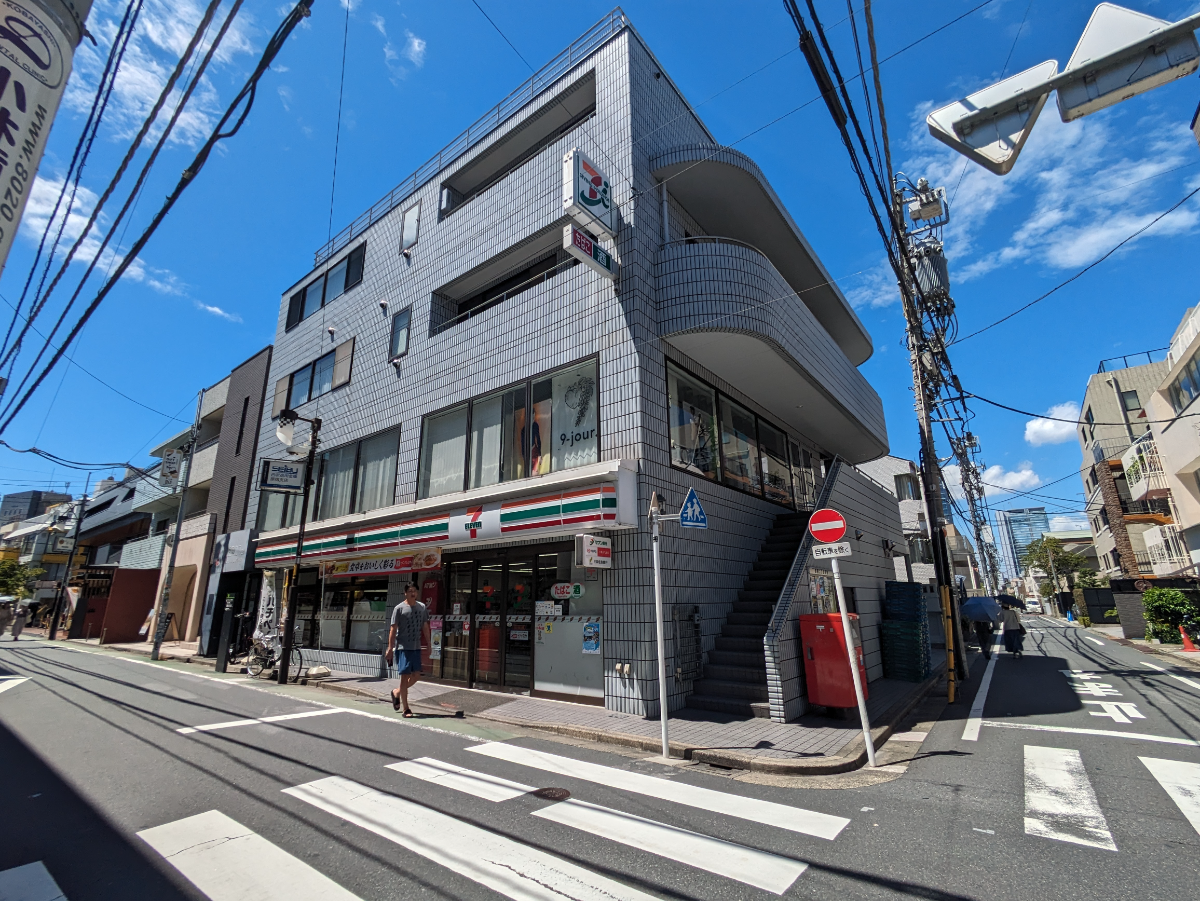 v20241120174114/fresh/building/J00100356576_6