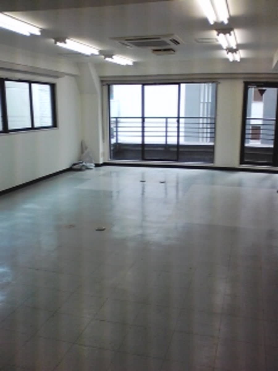 v20241120174114/fresh/building/J00100356859_5