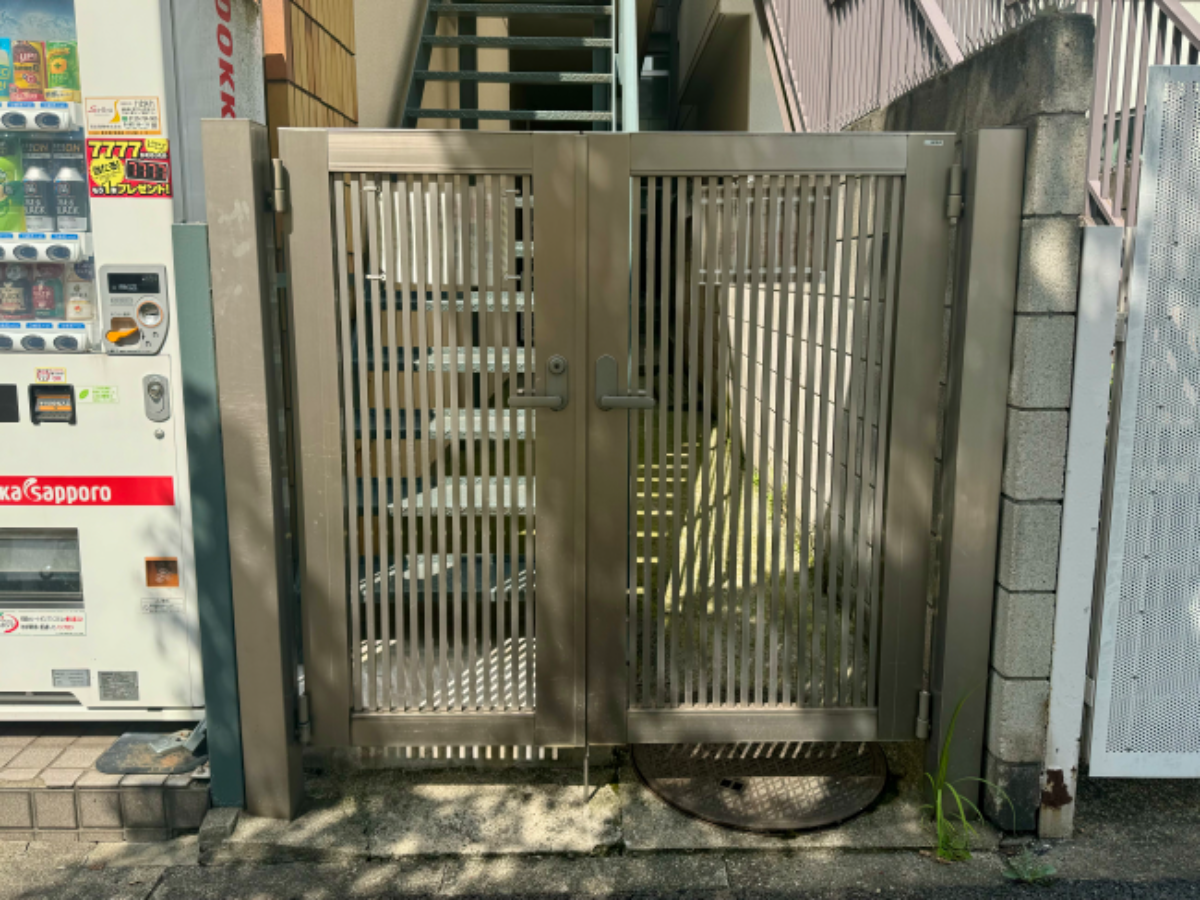 v20241120174114/fresh/building/J00100356978_10