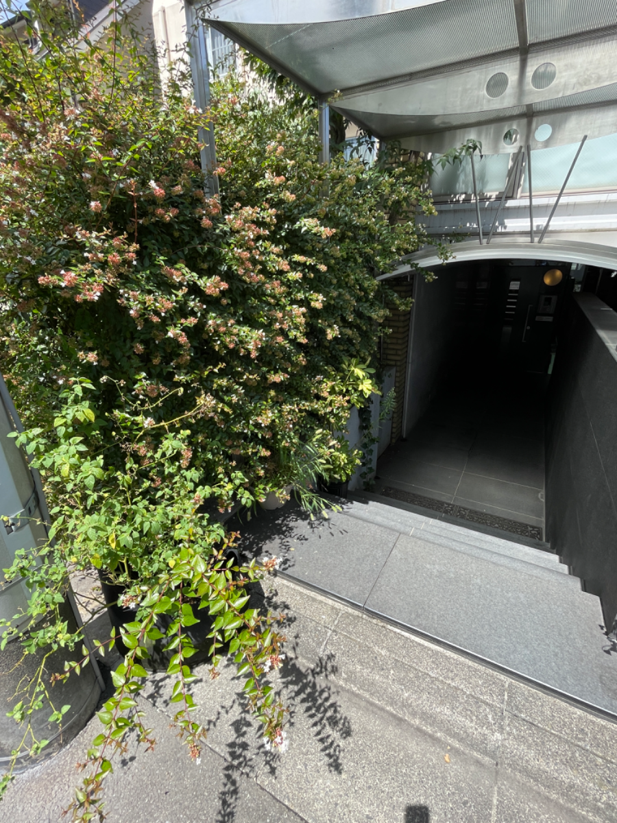 v20241120174114/fresh/building/J00100363731_12