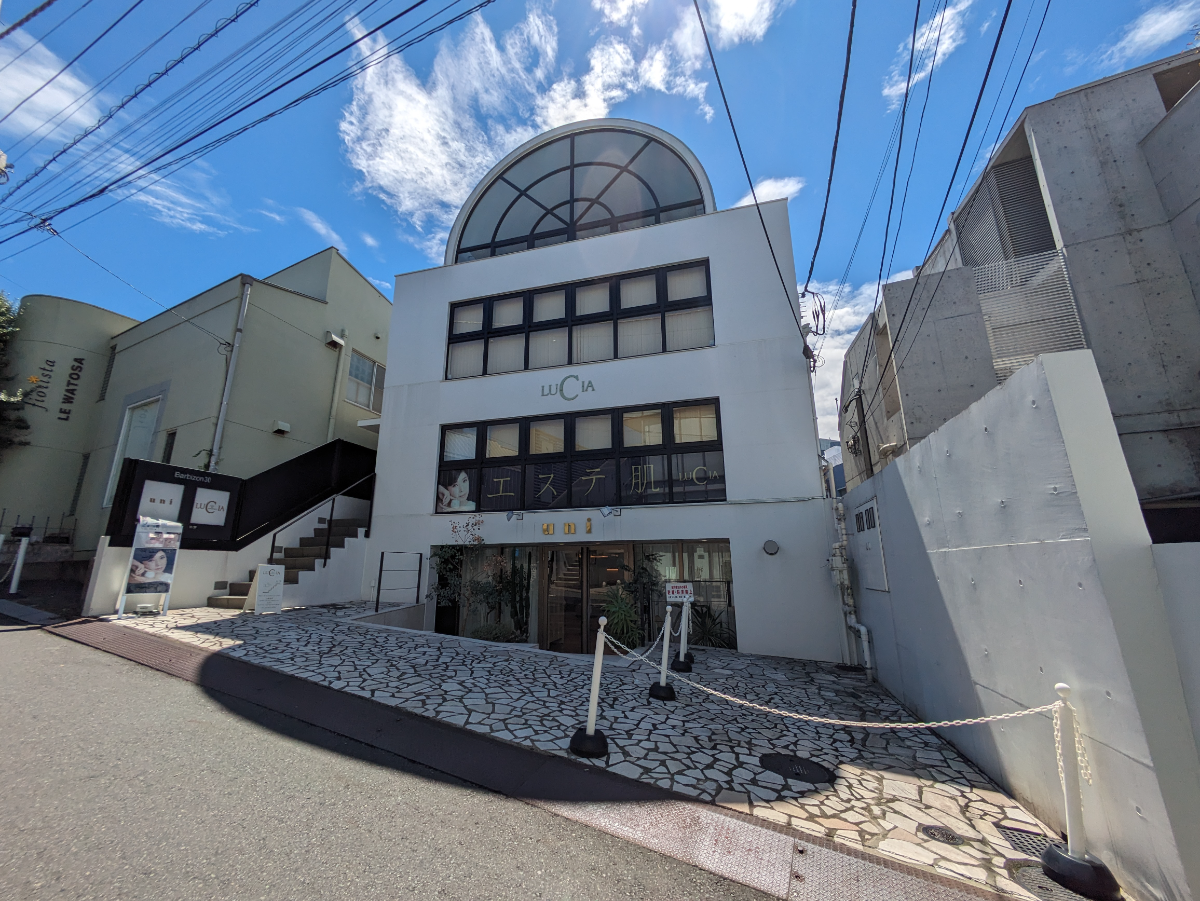 v20241120174114/fresh/building/J00100368480_5