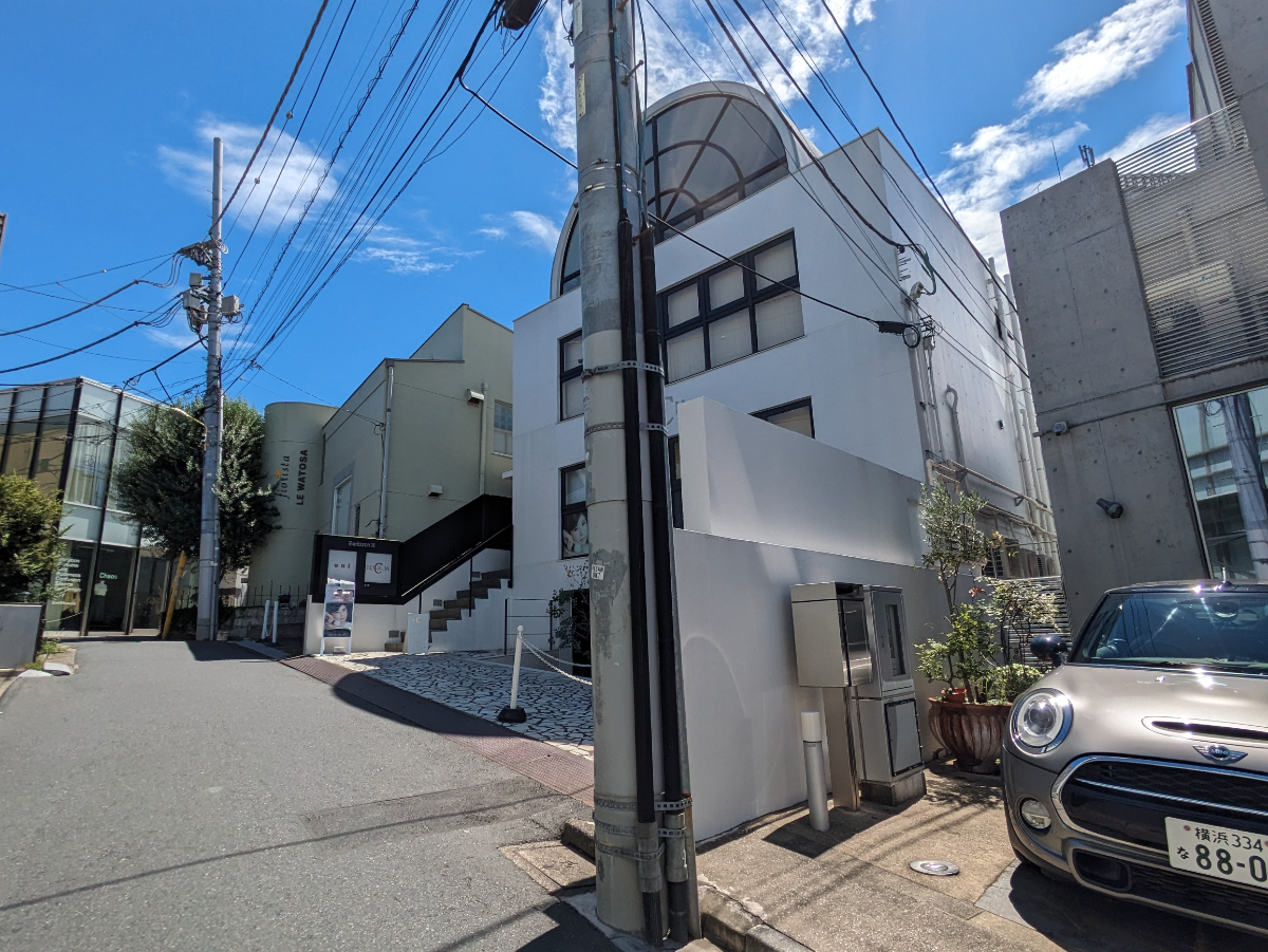 v20241120174114/fresh/building/J00100368480_8