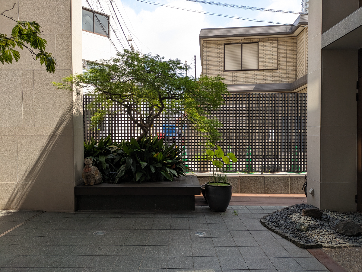 v20241120174114/fresh/building/J00100369732_11