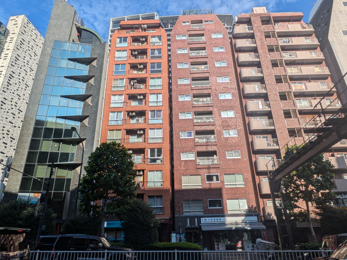 v20241120174114/fresh/building/J00100369868_9