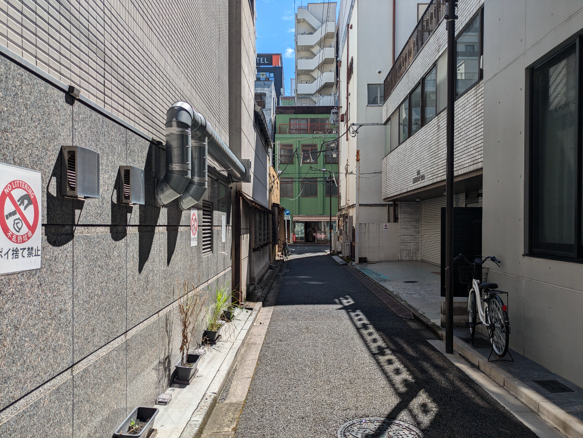 v20241120174114/fresh/building/J00100499960_2