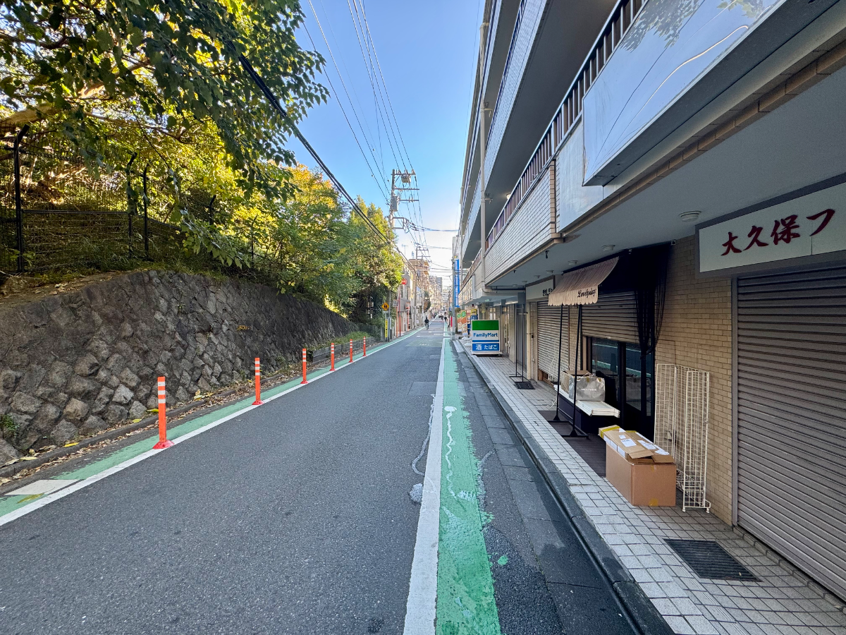 v20241125174106/fresh/building/J00100358287_10