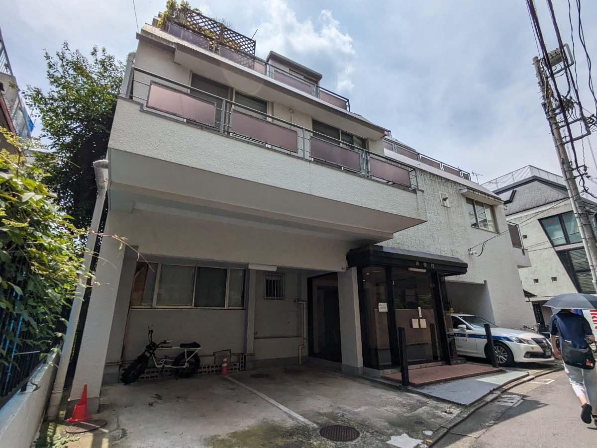 v20241127174058/fresh/building/J00100356591_5