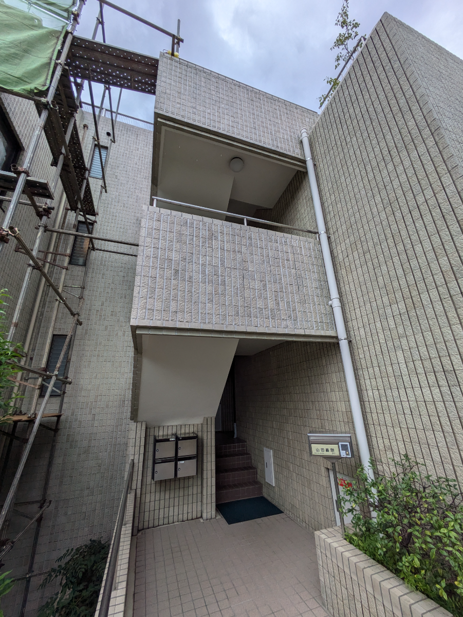 v20241128174054/fresh/building/J00100368455_3