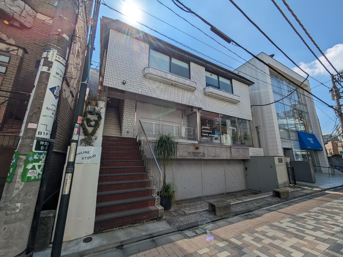 v20241213174104/fresh/building/J00100359849_6