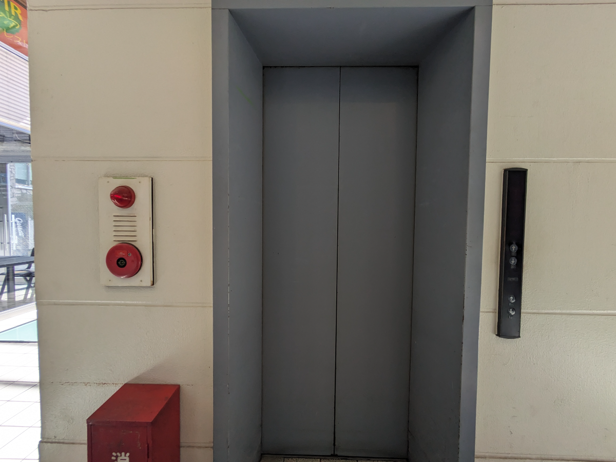 v20241213174104/fresh/building/J00100366310_4