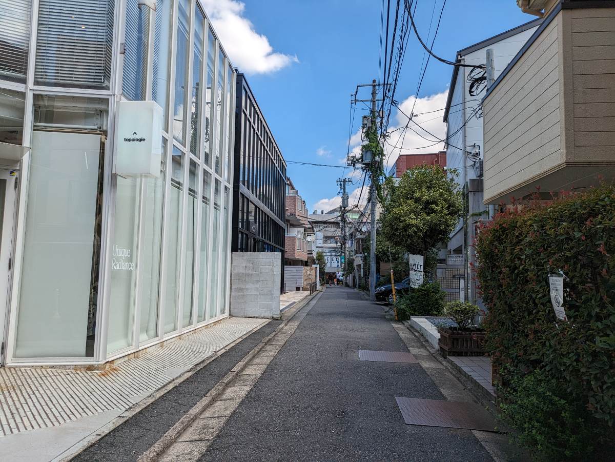 v20241219174105/fresh/building/J00100364617_11