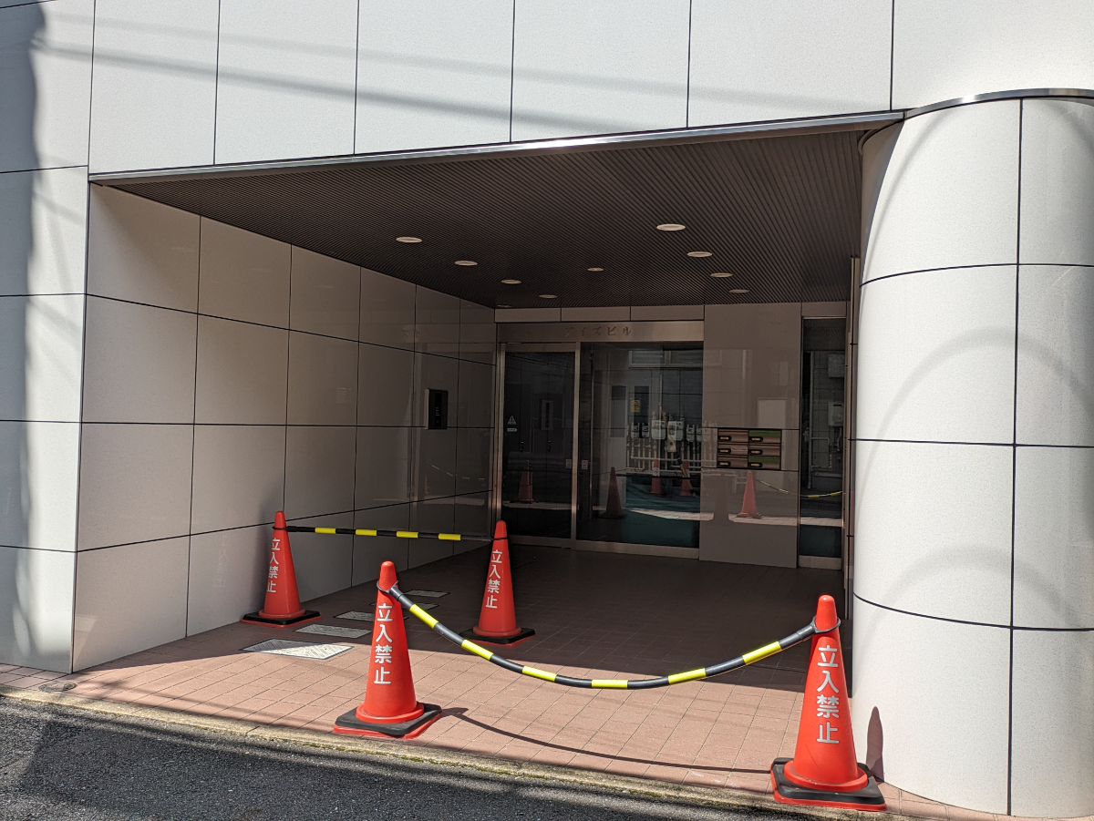 v20241219174105/fresh/building/J00100366403_13