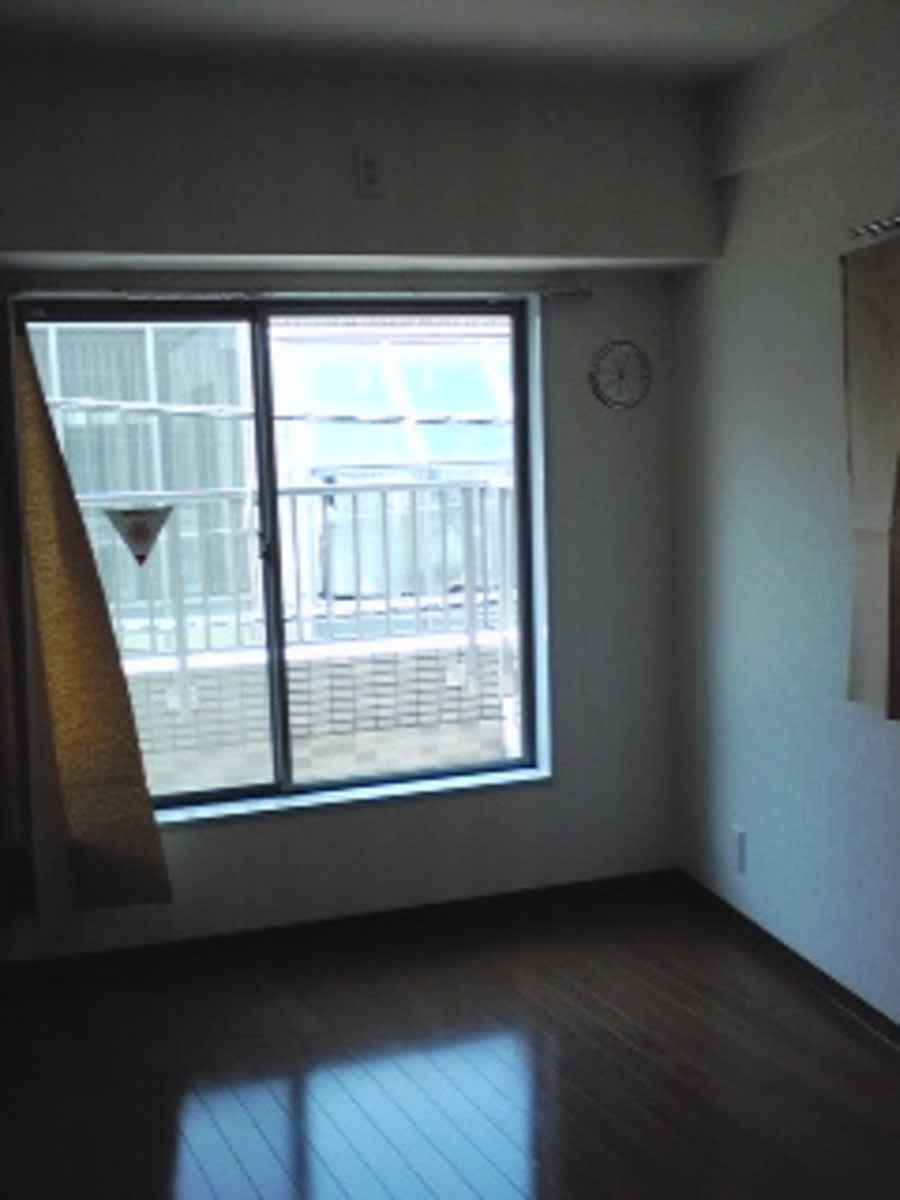 v20241219174105/fresh/building/J00100366403_5