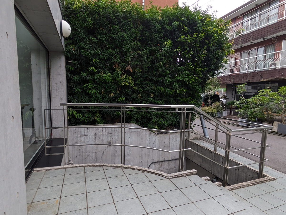 v20241221174033/fresh/building/J00100358108_16