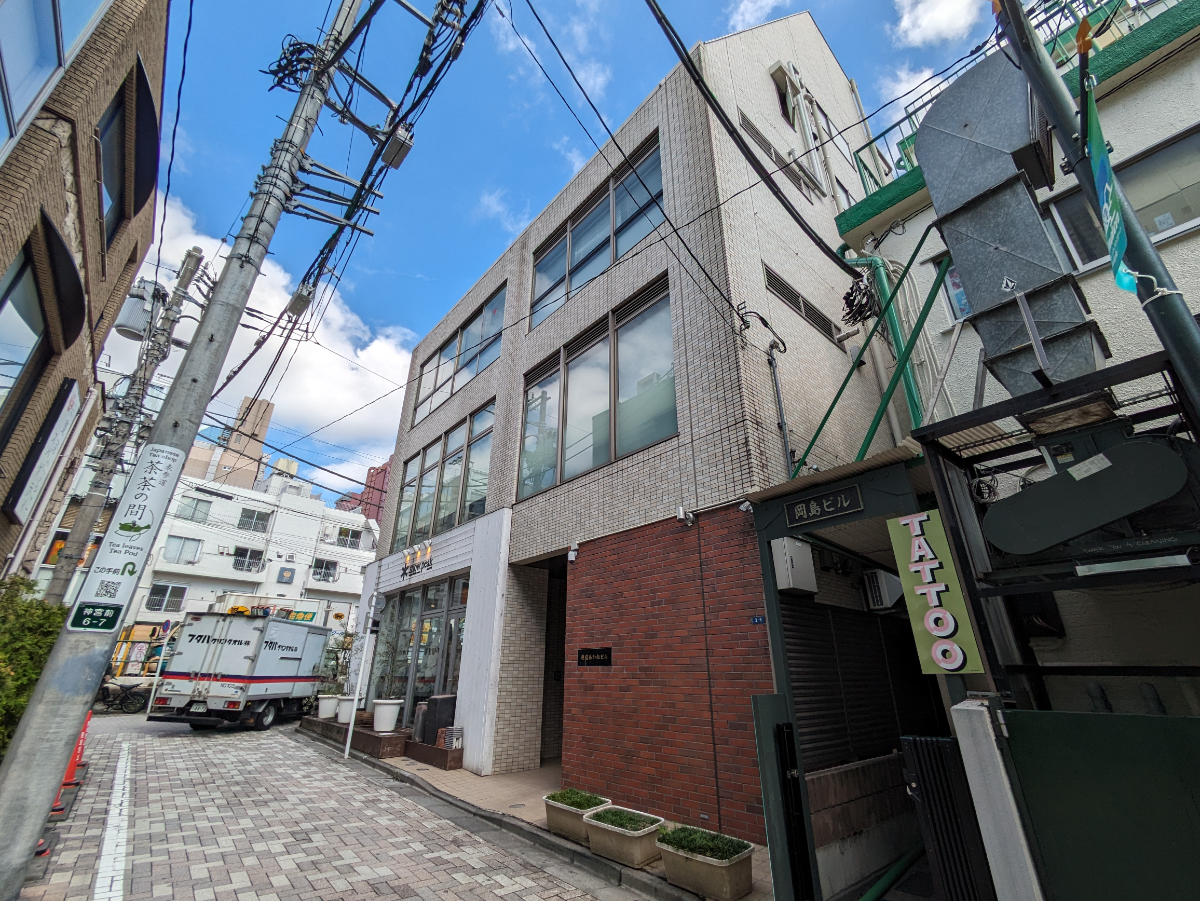 v20241221174033/fresh/building/J00100366407_7
