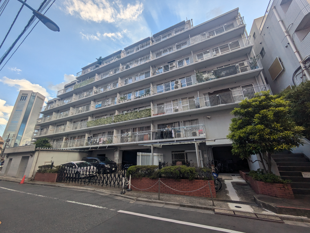 v20241223174118/fresh/building/J00100356764_6