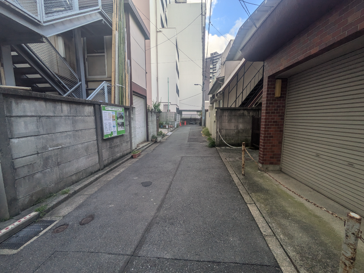 v20241223174118/fresh/building/J00100365698_2