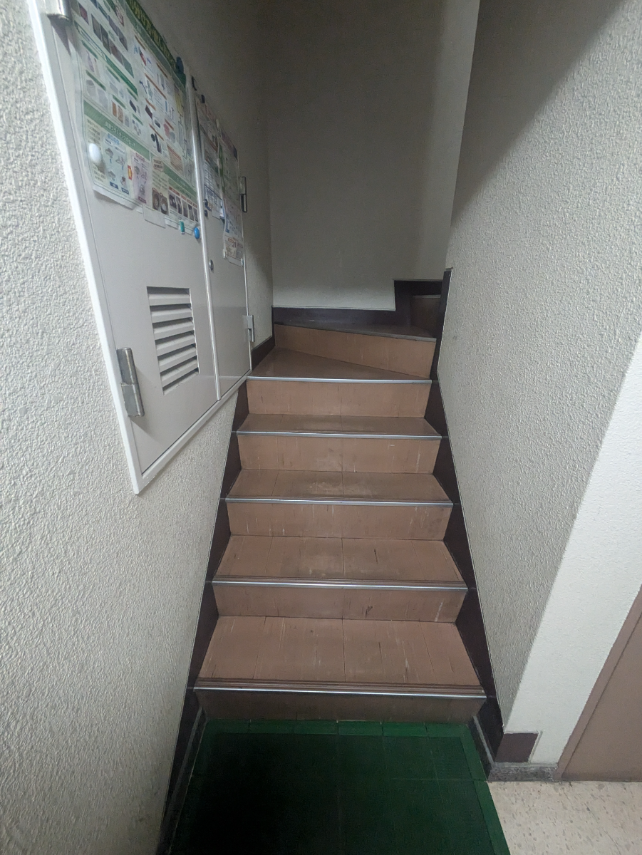 v20241223174118/fresh/building/J00100365698_4