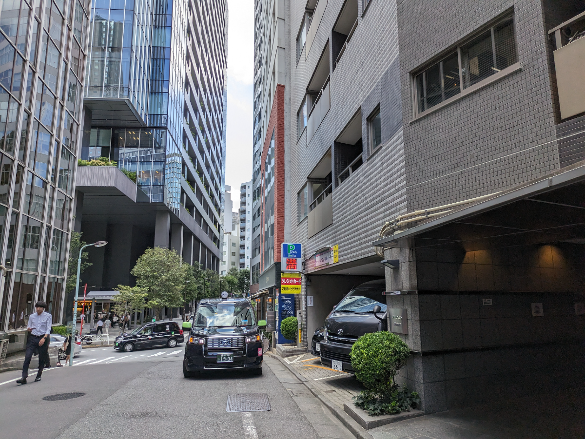 v20250105174028/fresh/building/J00100361313_15