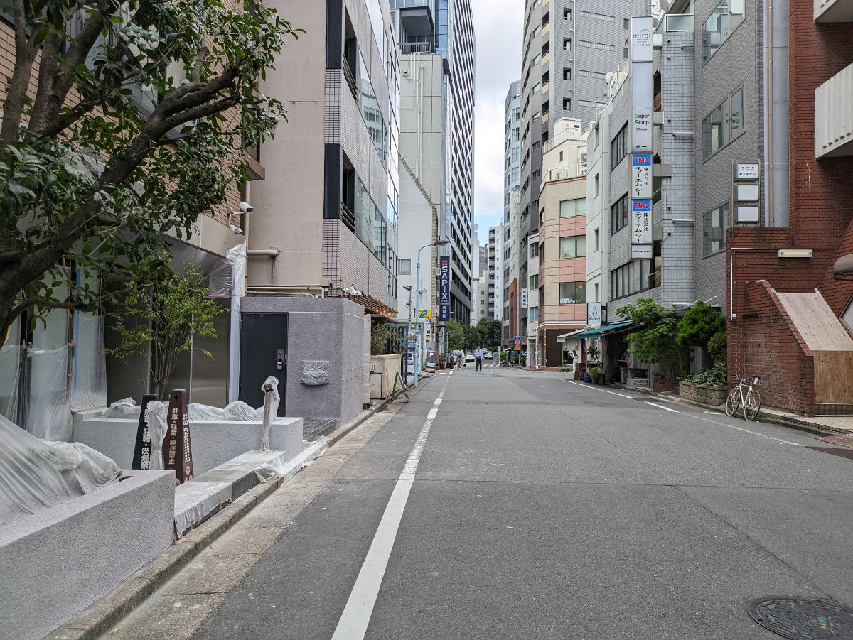 v20250105174028/fresh/building/J00100444382_25