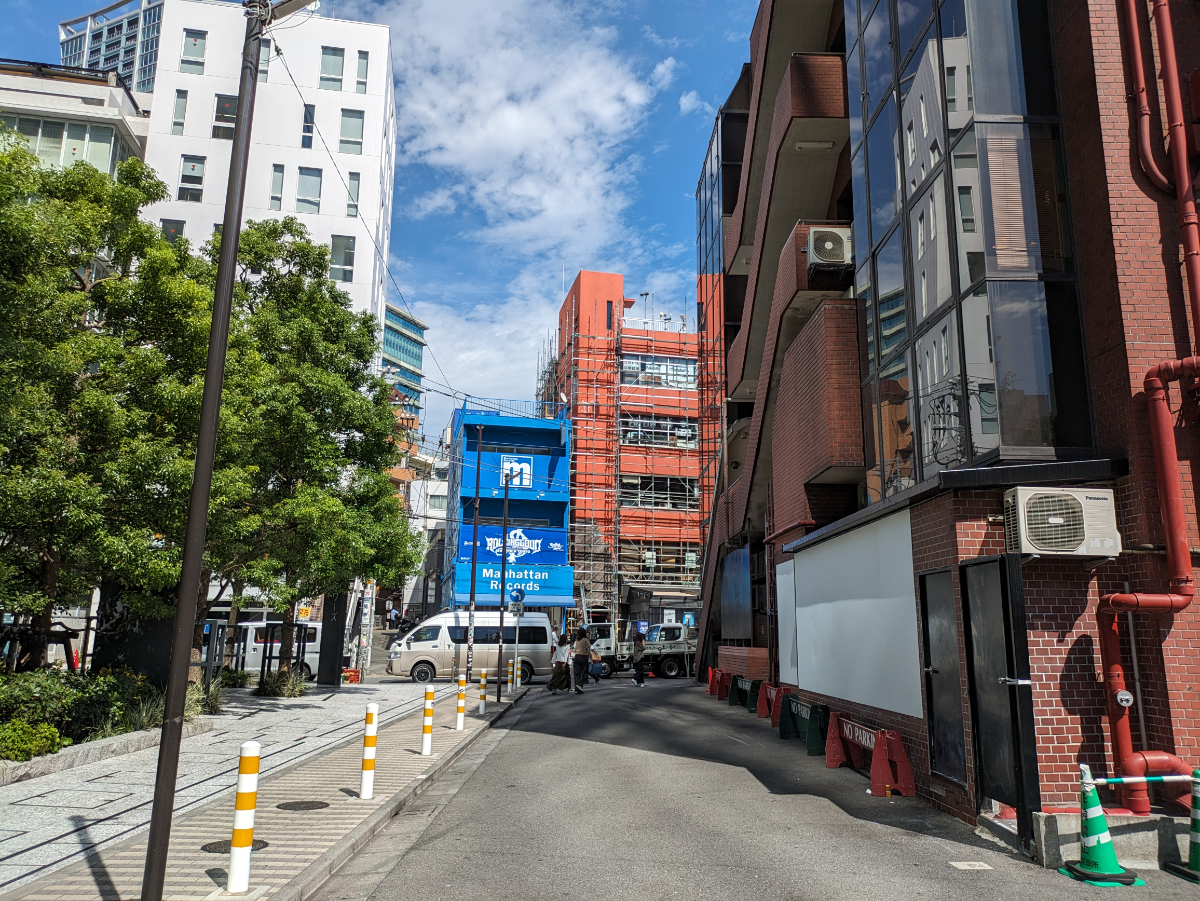 v20250113174038/fresh/building/J00100367738_15