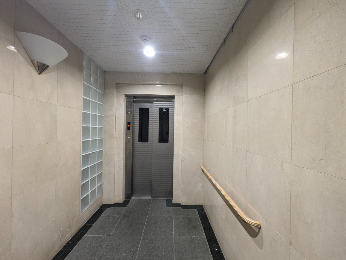 v20250114174113/fresh/building/J00100359697_4