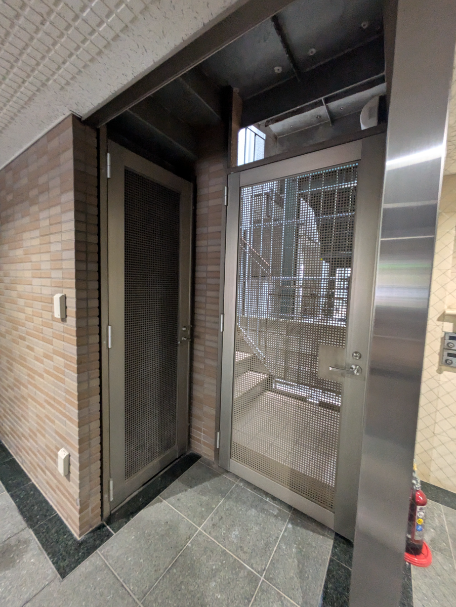 v20250114174113/fresh/building/J00100359697_9
