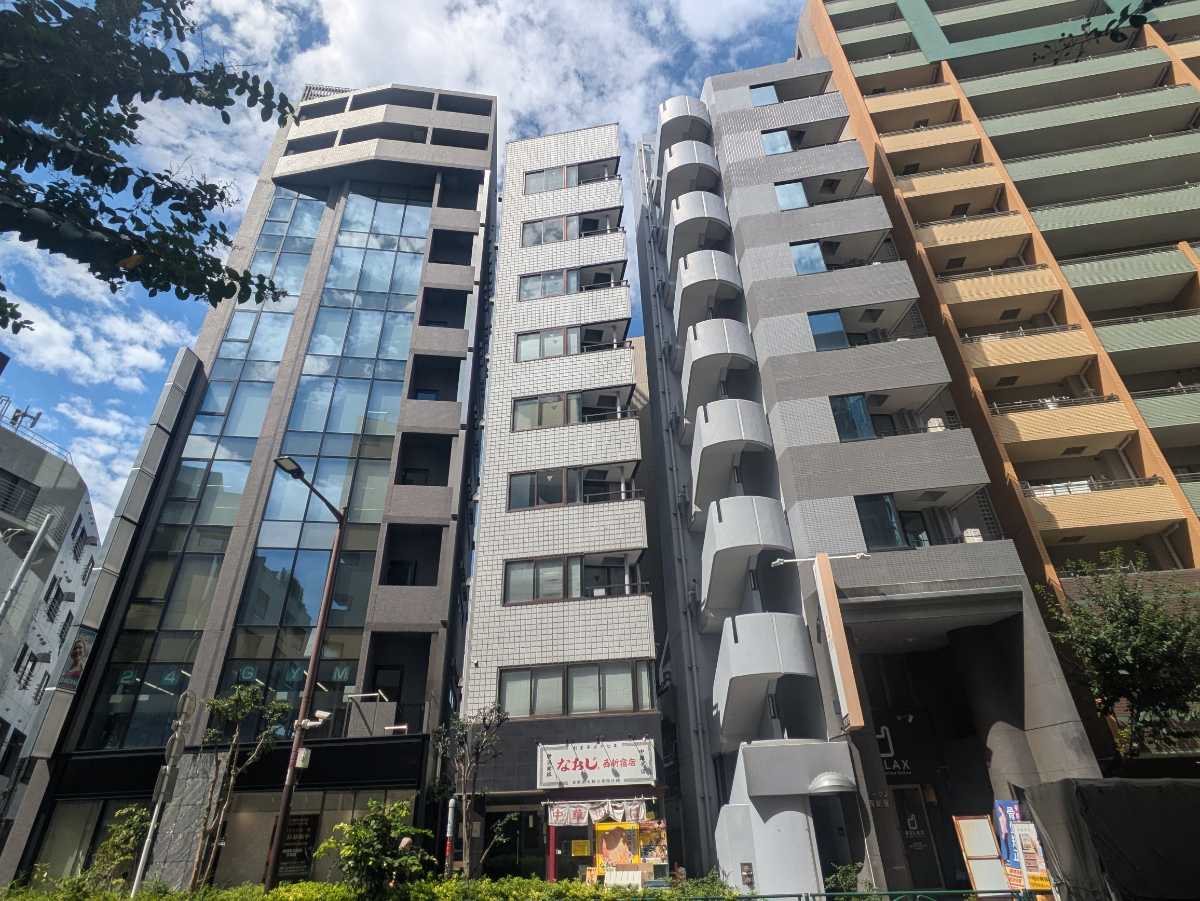 v20250116174104/fresh/building/J00100363420_1