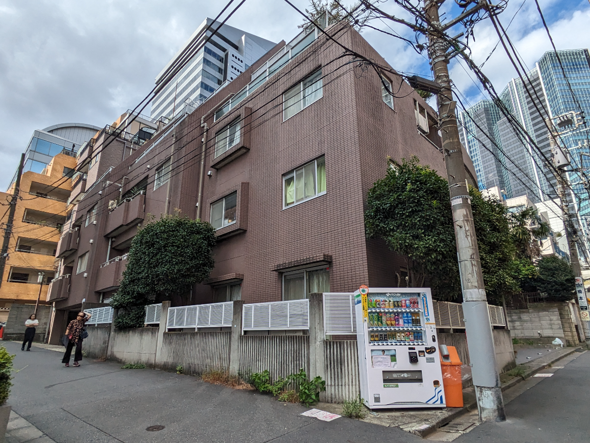 v20250117174112/fresh/building/J00100356634_12