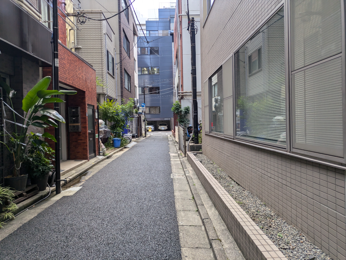 v20250117174112/fresh/building/J00100368305_11