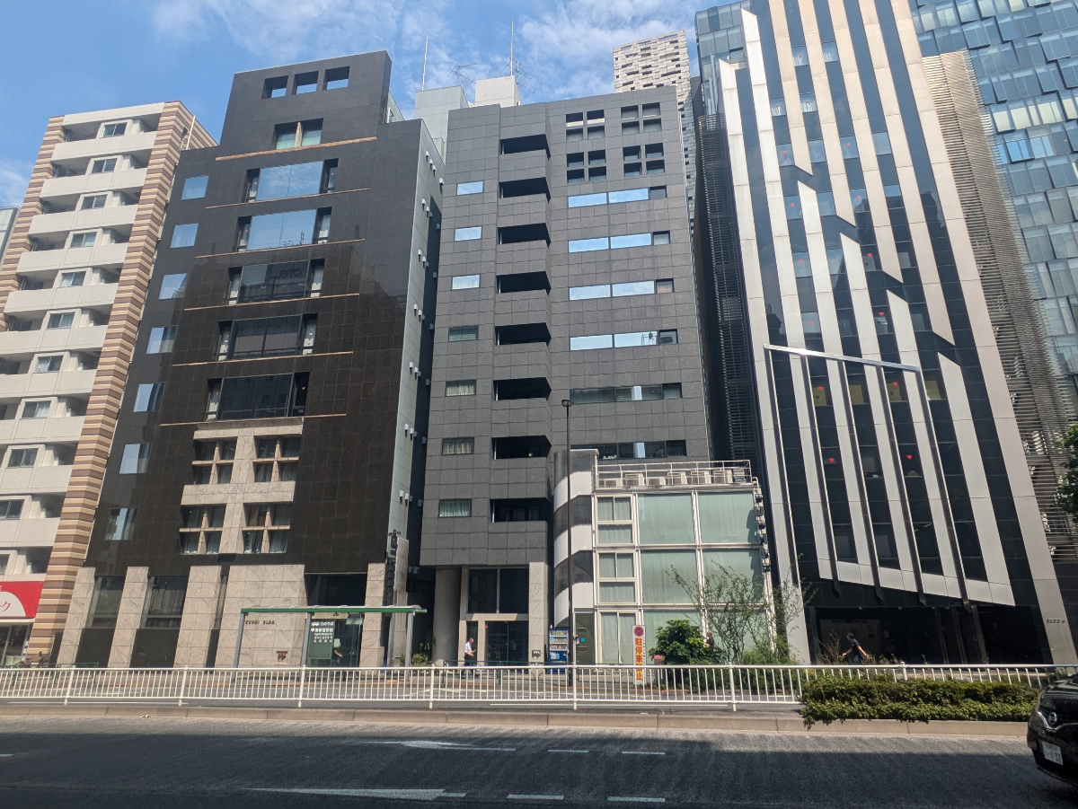 v20250211174038/fresh/building/J00100357759_6