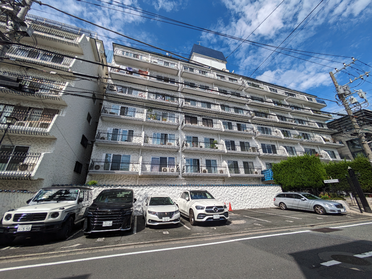v20250303174104/fresh/building/J00100356523_5
