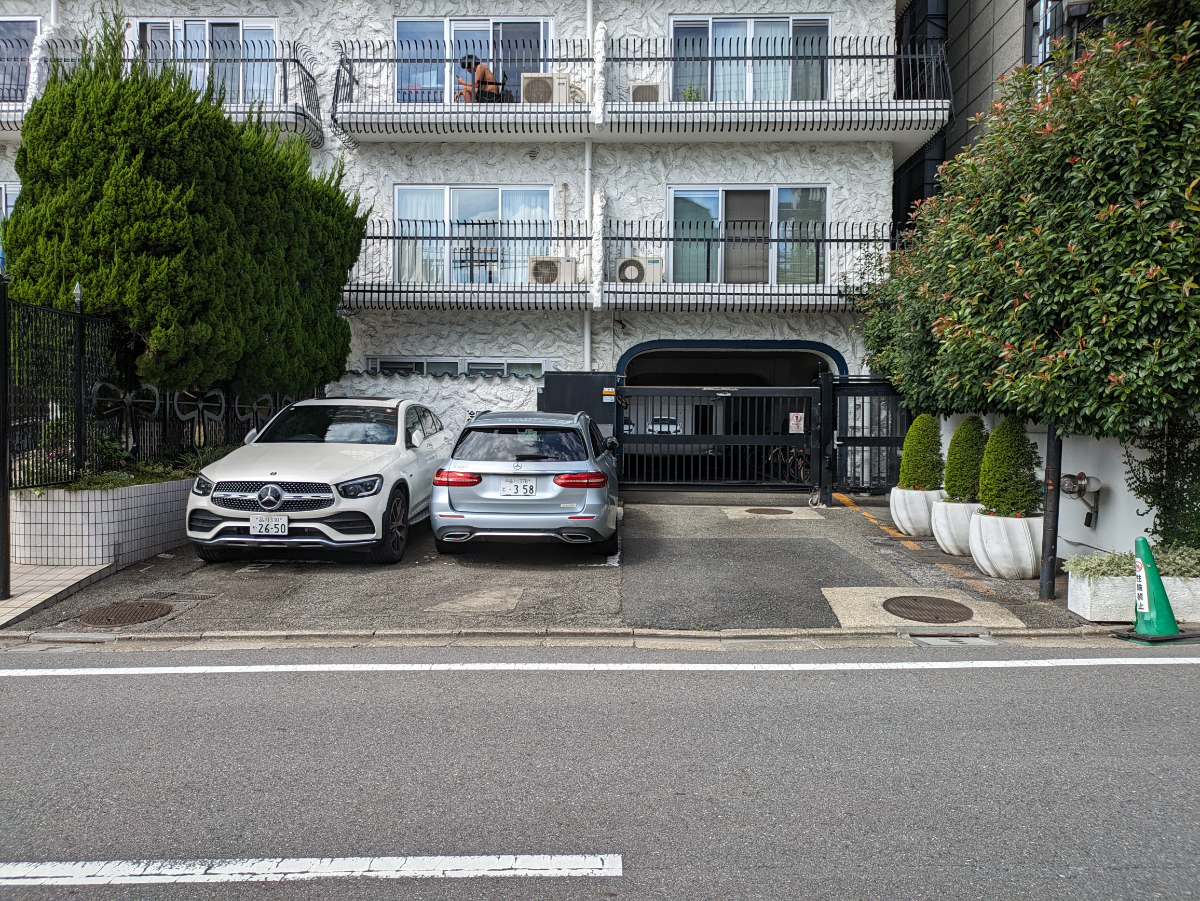 v20250303174104/fresh/building/J00100356523_9